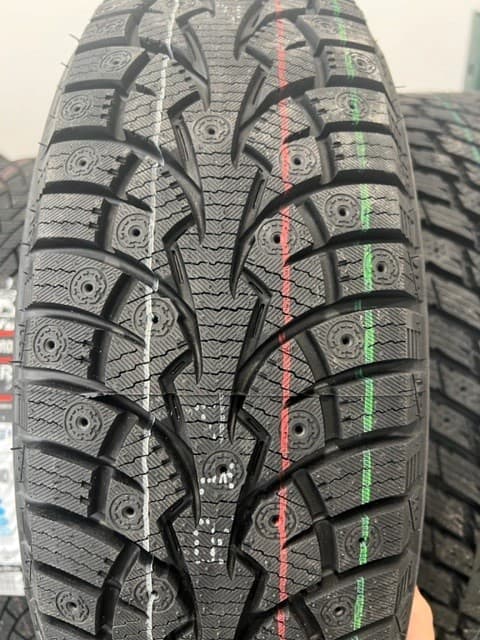 ARIVO Ice Claw ARW4: 175/65R14 86T XL - Image 1